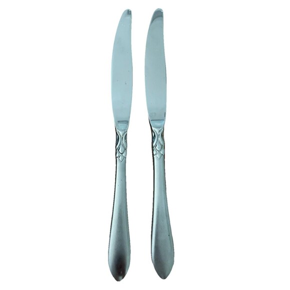 Oneida Jacqueline Frosted Stainless Dinner Knife 9 5/8 in Discontinued Set of 2 - Picture 1 of 7